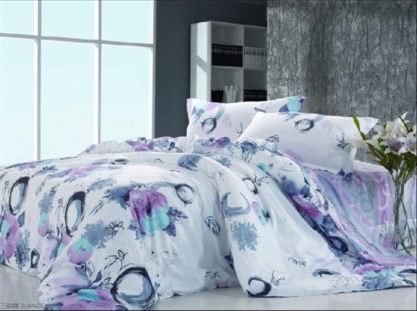 蚕丝被价格,蚕丝被的鉴别,波司登蚕丝被,蚕丝被的好处,金加瀛蚕丝被,棉被,蚕丝被图片,羊毛被,羽绒被,水星家纺,恒源祥蚕丝被,蚕丝被批发,泰国蚕丝被,手工蚕丝被,蚕丝被品牌