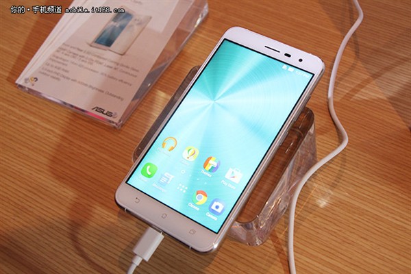 华硕zenfone2,华硕zenfone selfie,华硕zenfone5,华硕zenfone zoom,zenfone,华硕,华硕zenfone6,华硕zenfone2评测,华硕手机zenfone2