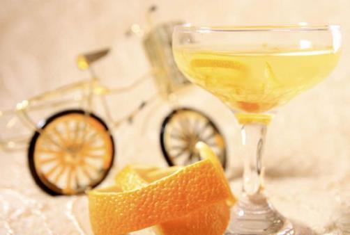 橘子皮功效与作用,橘子皮水的作用,橘子皮泡水的作用,橘子皮的副作用,关于橘子皮的作用,橘子皮有何作用,喝橘子皮水的作用,橘子皮水有什么作用,橘子皮有哪些作用,橘子皮泡水喝的功效,橘子皮的功效,橘子皮枕头的功效,橘子皮泡脚的功效,橘子皮的妙用,喝橘子皮水的好处